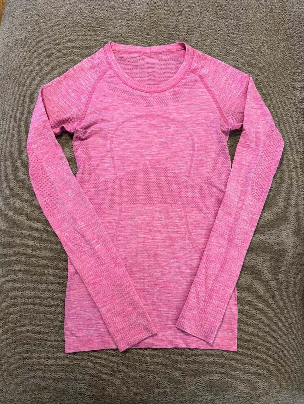 Lululemon Swiftly Tech Long Sleeve Shirt Size 4 Pink